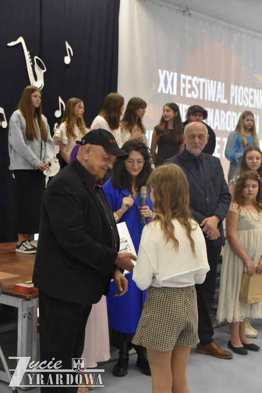 Festiwal Piosenki Międzynarodowej w Międzyborowie