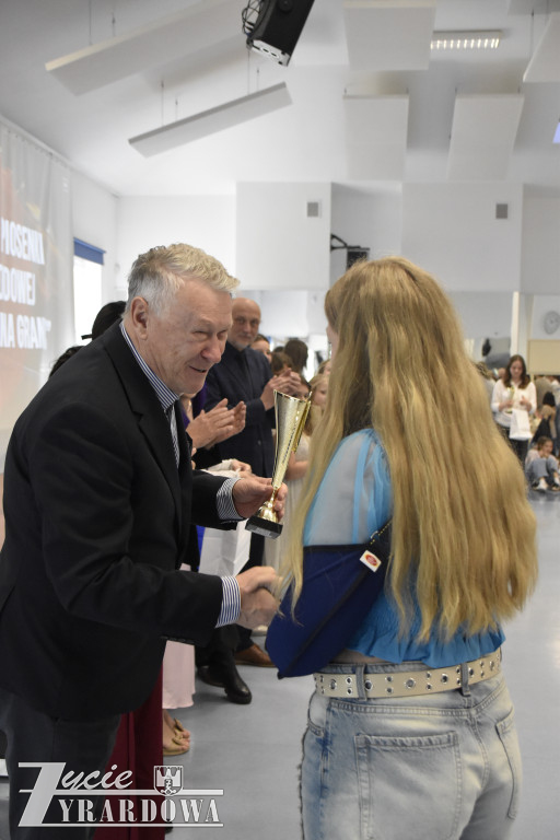 Festiwal Piosenki Międzynarodowej w Międzyborowie