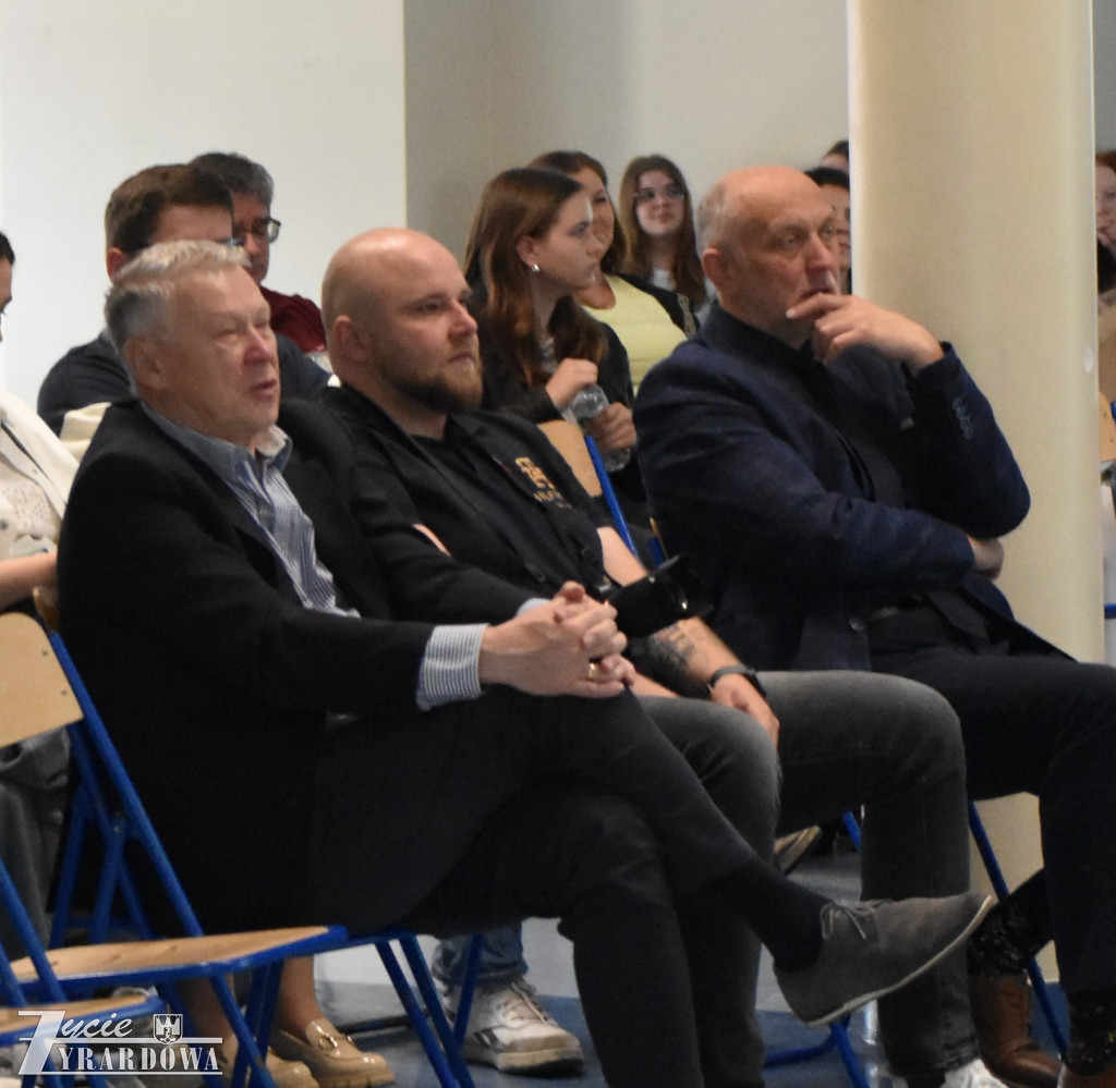 Festiwal Piosenki Międzynarodowej w Międzyborowie