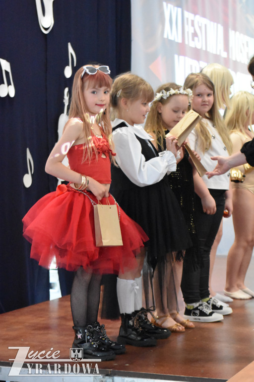 Festiwal Piosenki Międzynarodowej w Międzyborowie