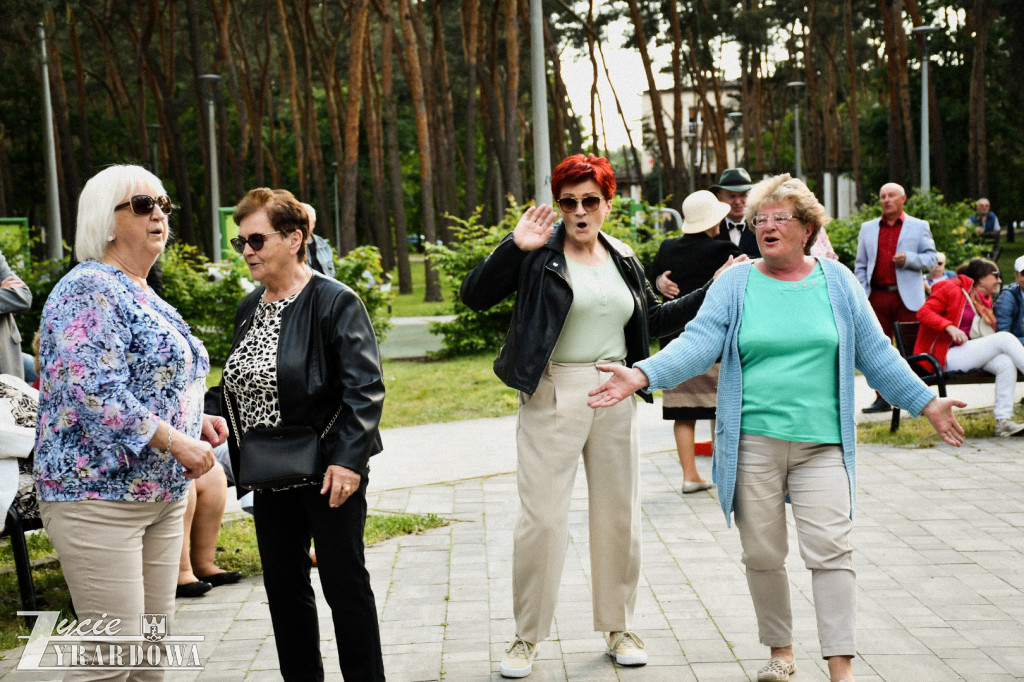 Sezon na tańce pod chmurką uważamy za otwarty