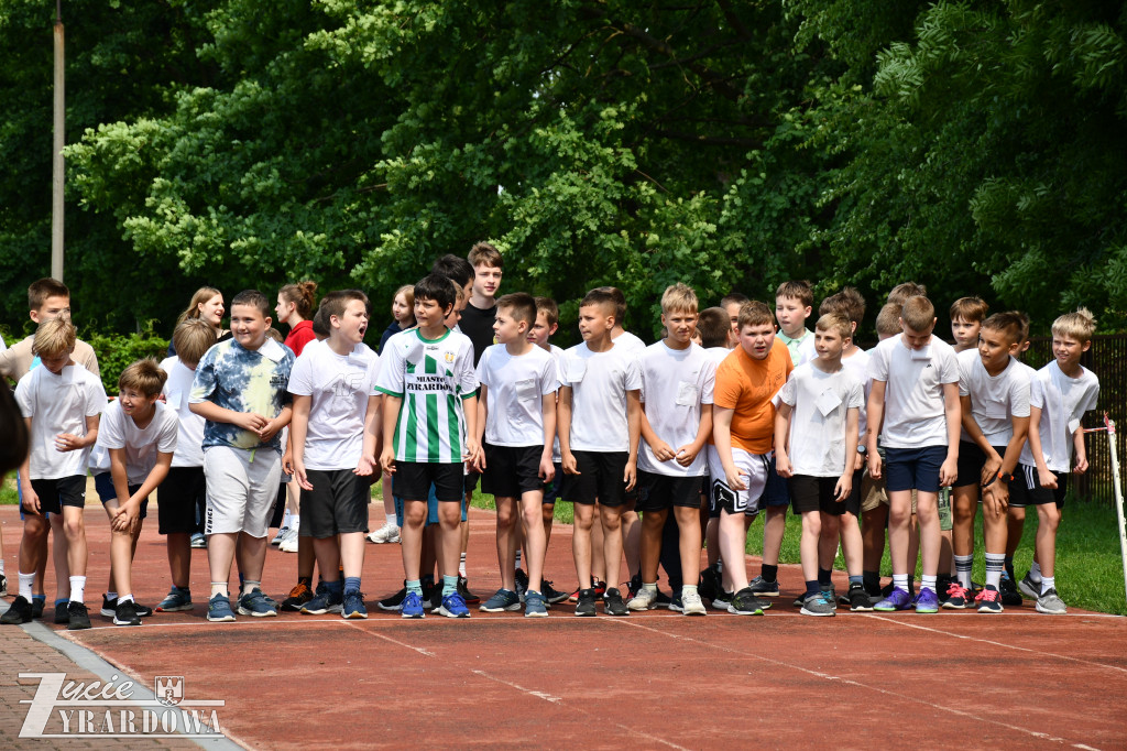 Czwórka w biegu