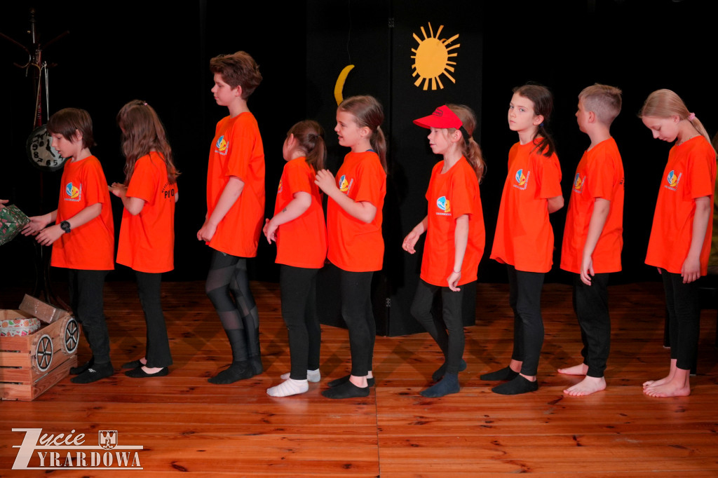 Teatr \