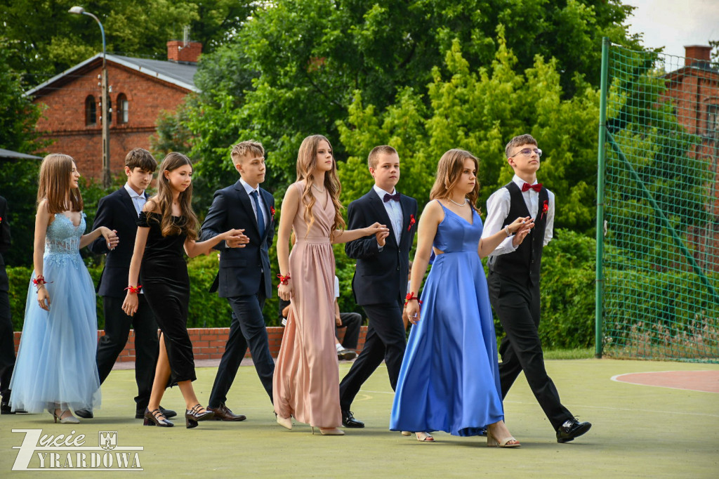 Bal ósmoklasistów w Szóstce