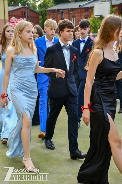 Bal ósmoklasistów w Szóstce