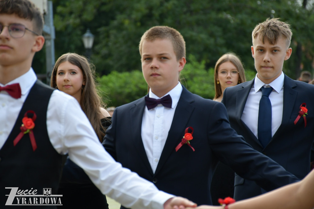 Bal ósmoklasistów w Szóstce