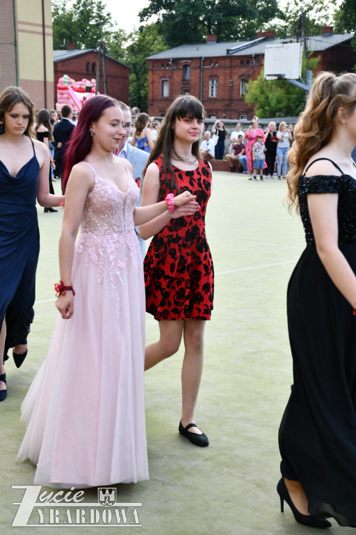 Bal ósmoklasistów w Szóstce