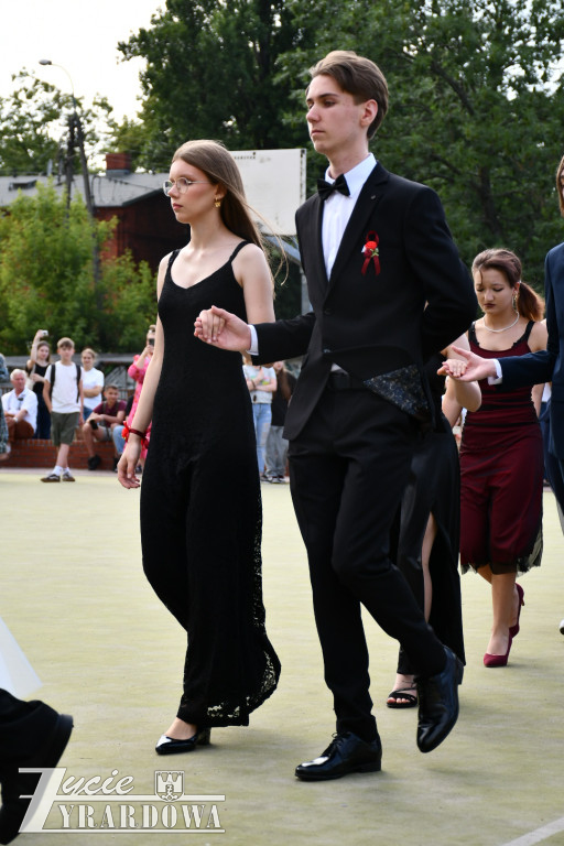 Bal ósmoklasistów w Szóstce