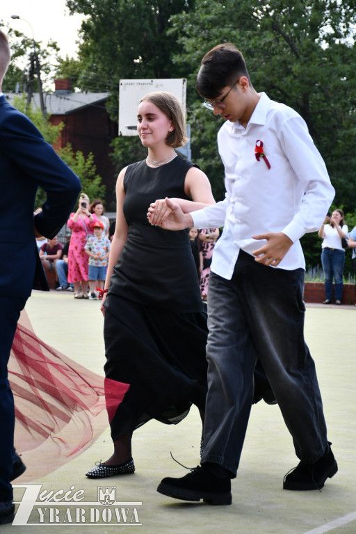 Bal ósmoklasistów w Szóstce