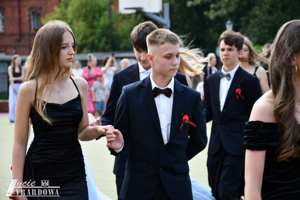 Bal ósmoklasistów w Szóstce