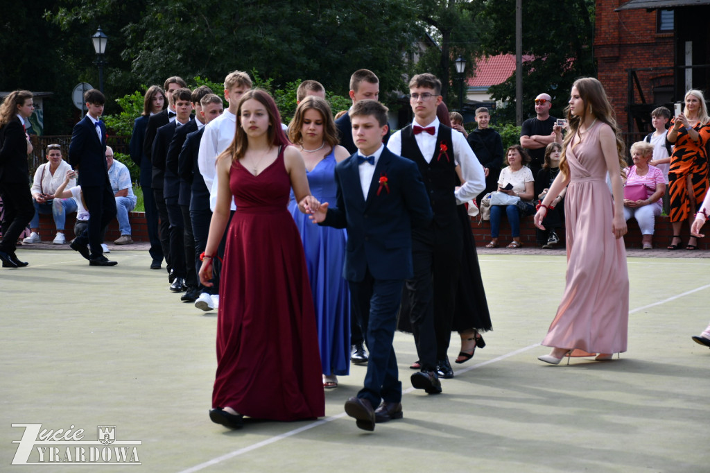 Bal ósmoklasistów w Szóstce