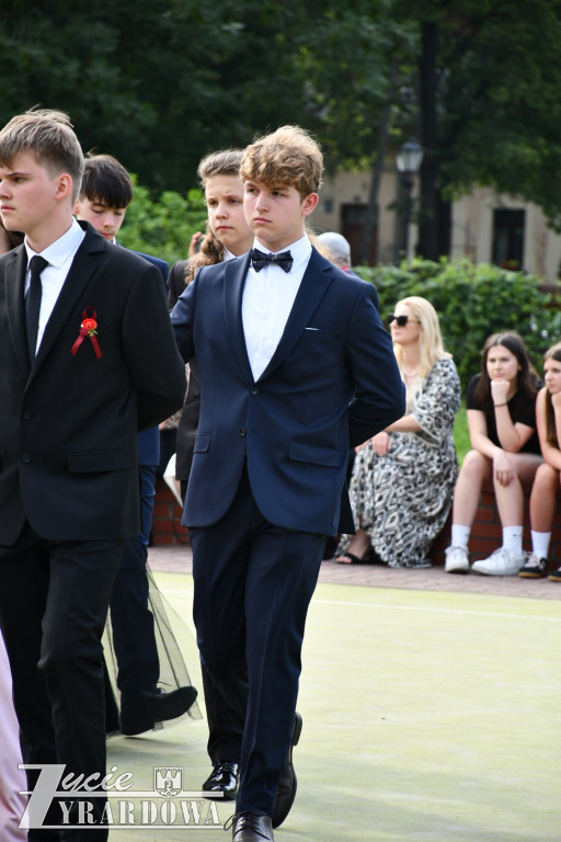 Bal ósmoklasistów w Szóstce