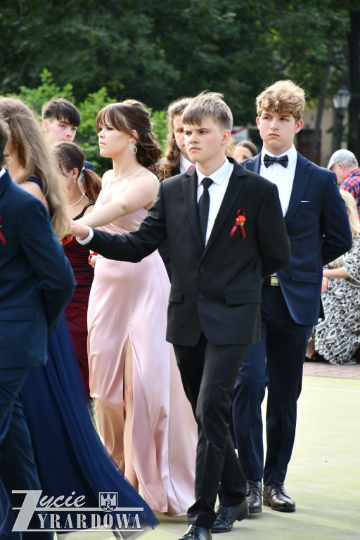 Bal ósmoklasistów w Szóstce