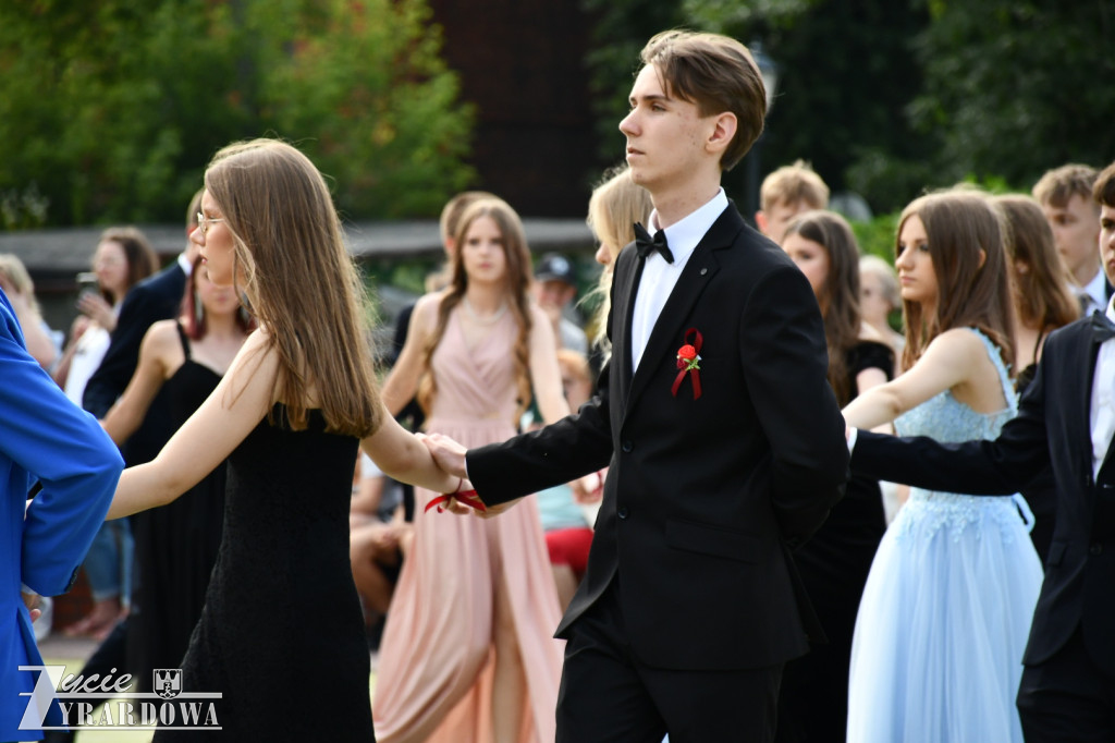 Bal ósmoklasistów w Szóstce