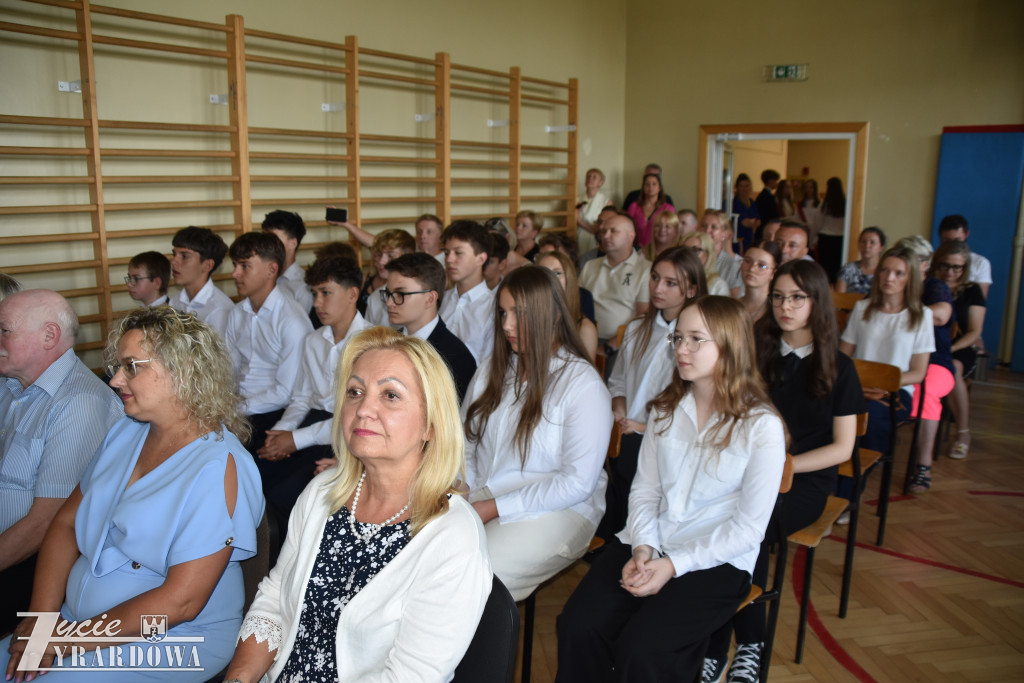W „Siódemce” ósmoklasiści dziękowali za trud i serce