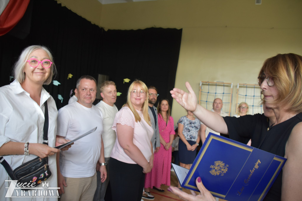 W „Siódemce” ósmoklasiści dziękowali za trud i serce