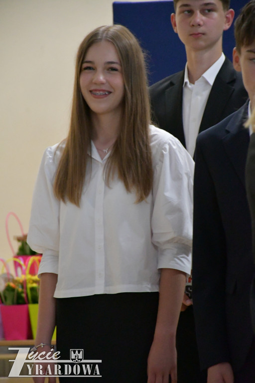 Czwórka żegna swoich absolwentów