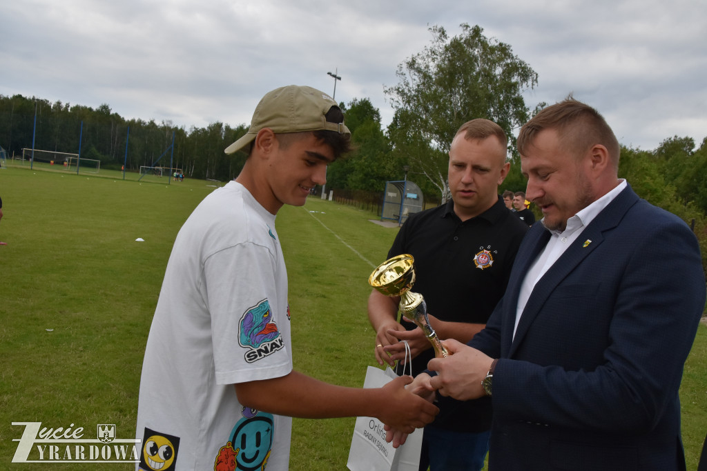 Piłkarski Mistrza Powiatu to strażacy z OSP Piekary