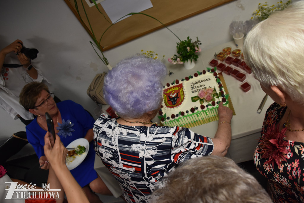 Seniorzy żyją aktywnie - z klasą i uśmiechem