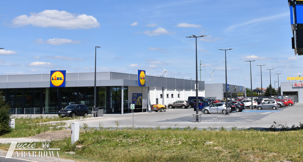 Największe centrum handlowe w Powiecie Żyrardowskim
