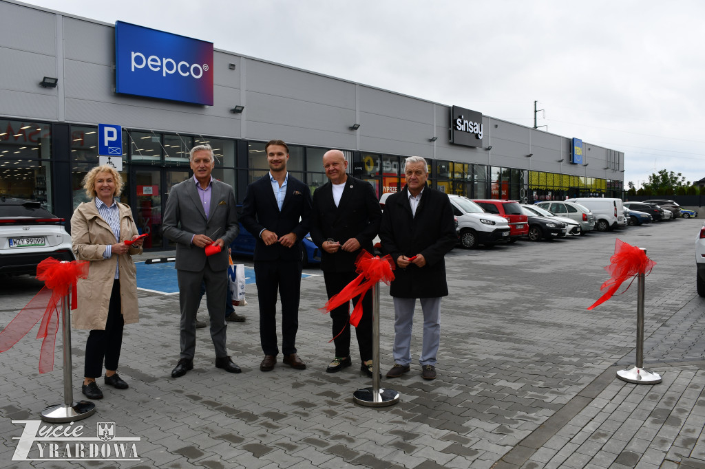 Największe centrum handlowe w Powiecie Żyrardowskim