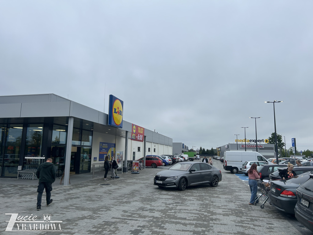 Największe centrum handlowe w Powiecie Żyrardowskim