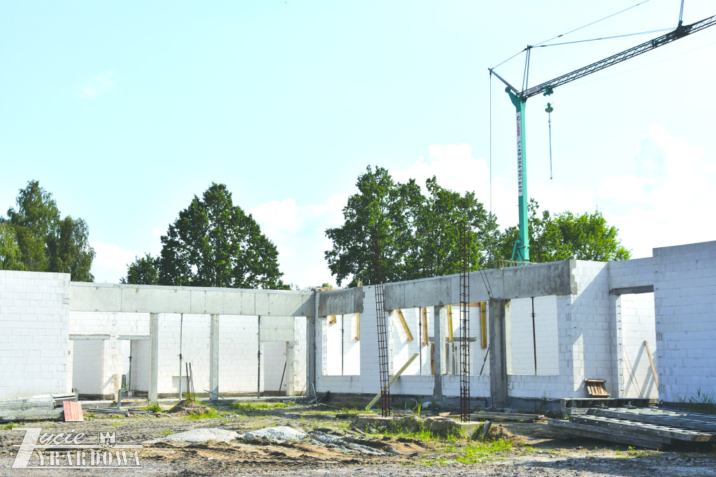 Będzie dach nad dziełem ludzkich serc