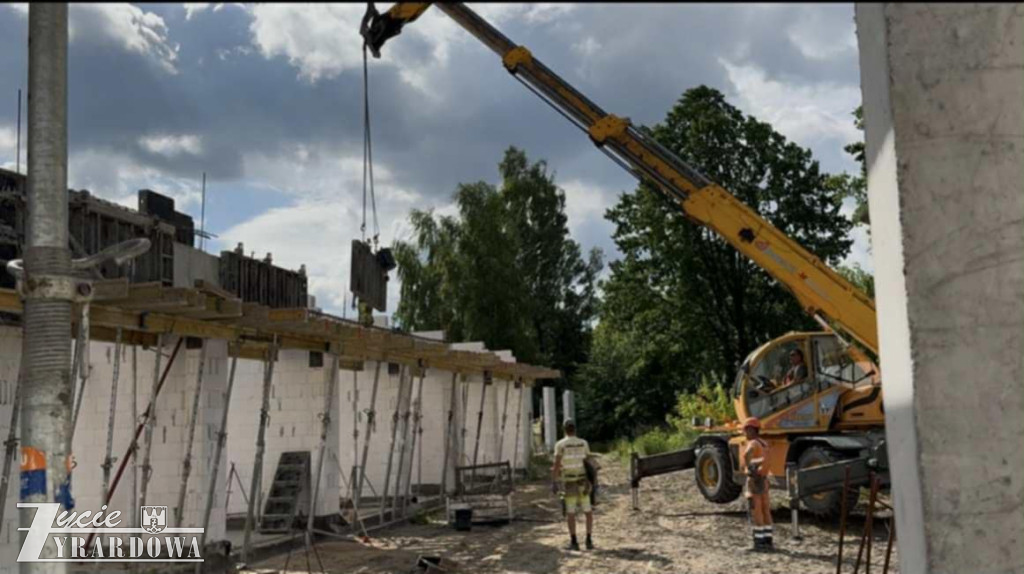 Będzie dach nad dziełem ludzkich serc