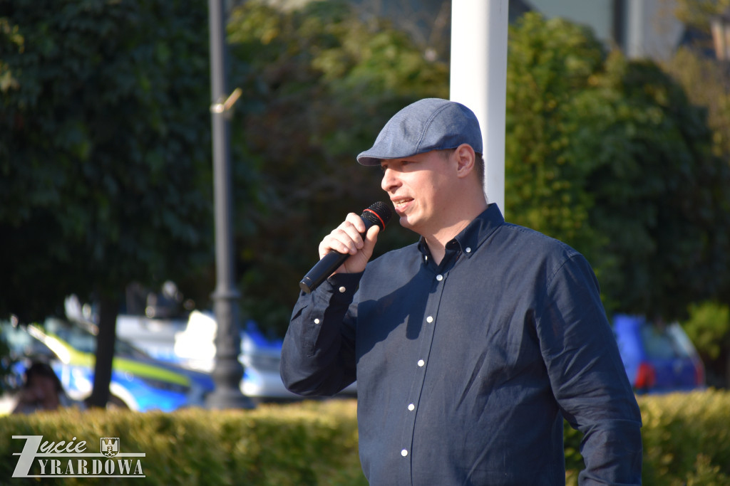 100 manifestantów skandowało „Polska dla Polaków”