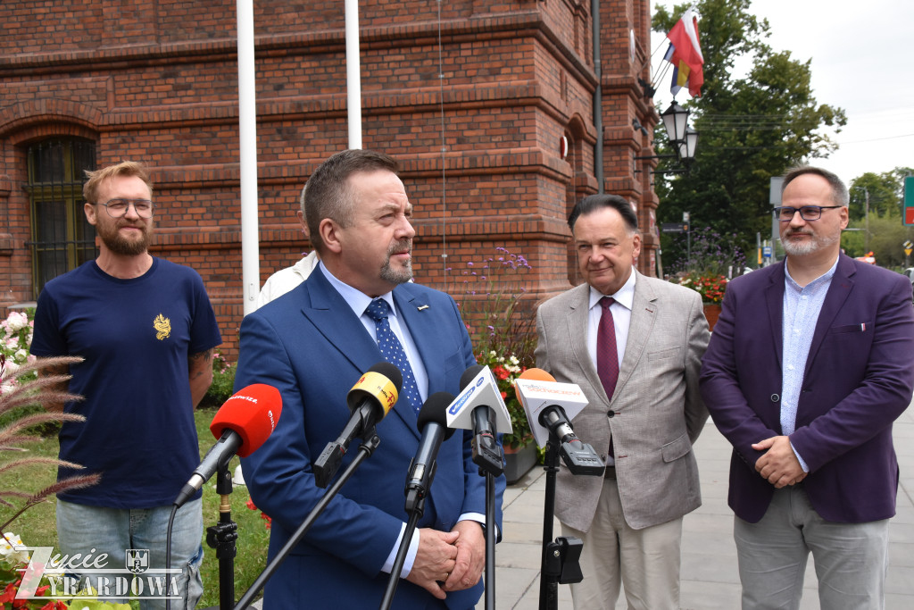 W BOM jest duża konkurencja - trzeba głosować
