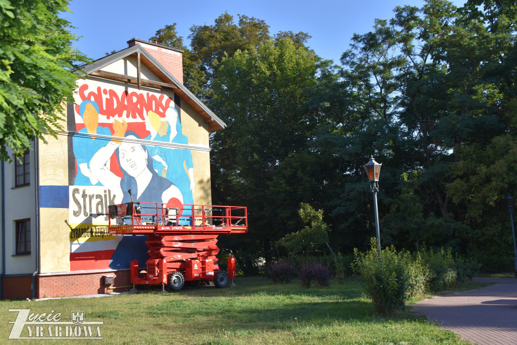 Mural „Solidarności” wraca do Żyrardowa