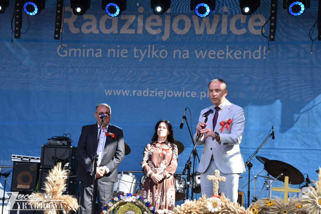 Tradycyjne i piękne „Święto Chleba” w Radziejowicach
