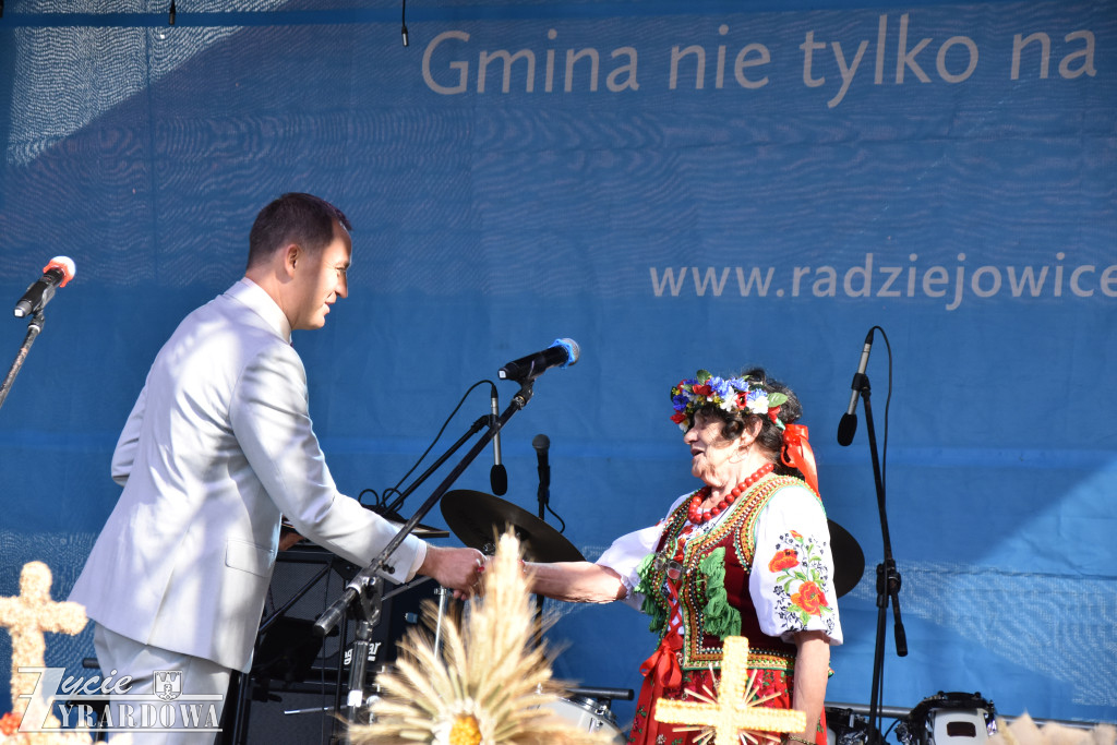 Tradycyjne i piękne „Święto Chleba” w Radziejowicach