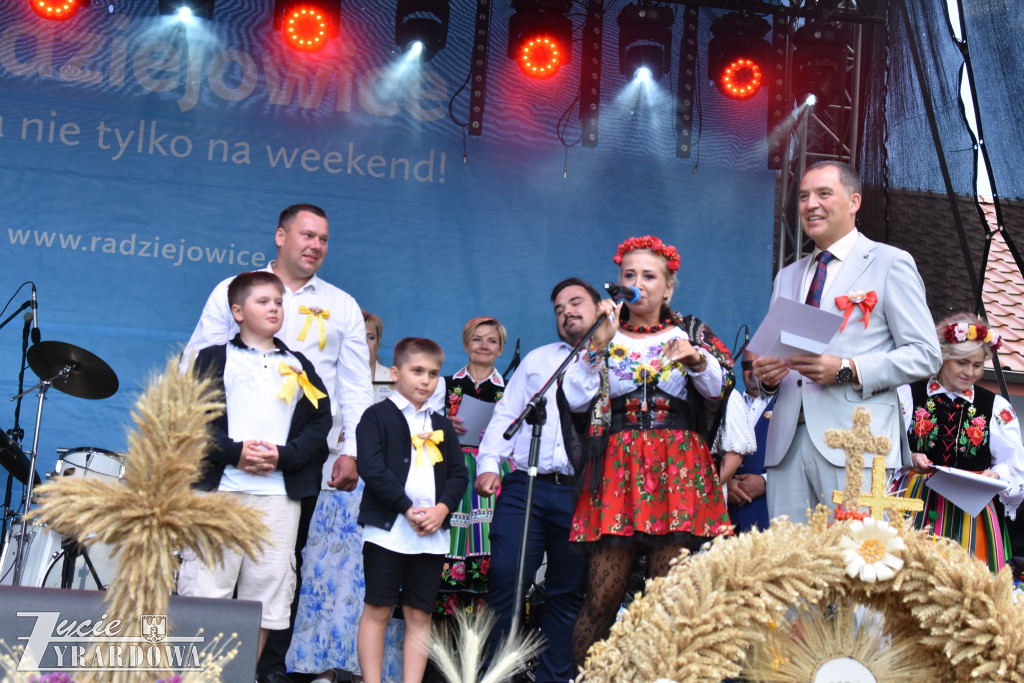 Tradycyjne i piękne „Święto Chleba” w Radziejowicach