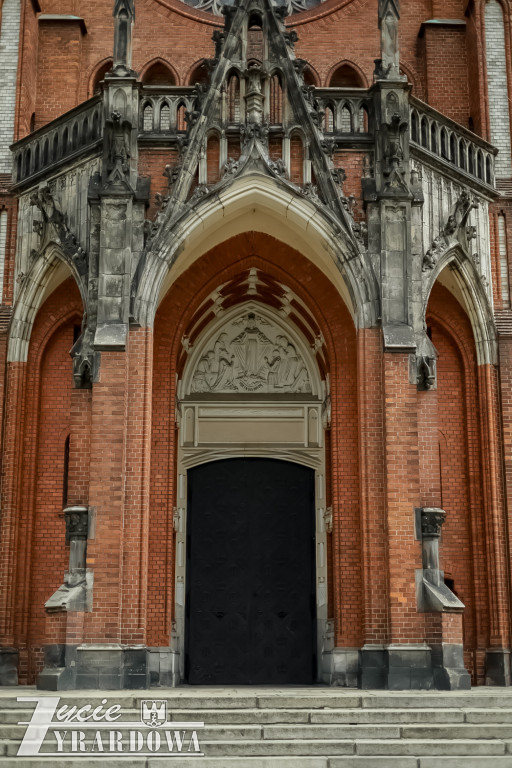 Śladami żyrardowskich świątyń