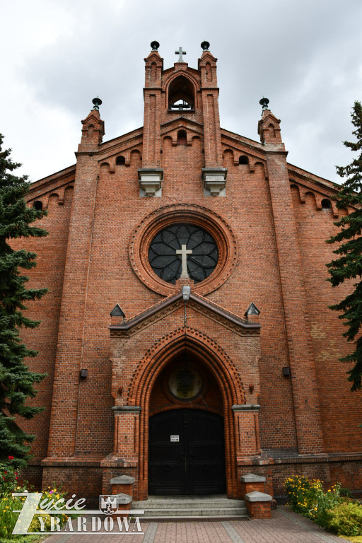 Śladami żyrardowskich świątyń