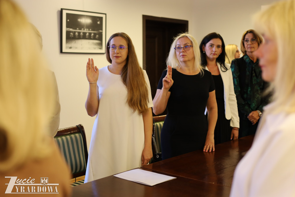 Dwunastu żyrardowskich nauczycieli z awansem