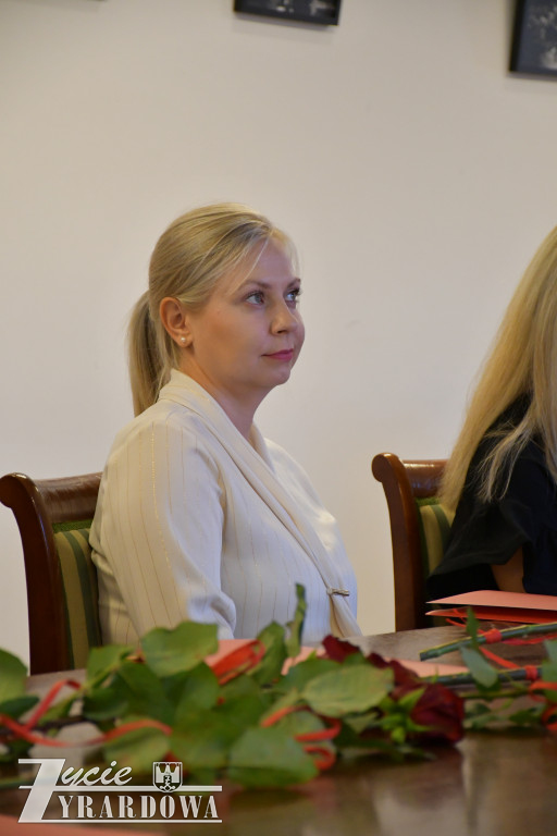 Dwunastu żyrardowskich nauczycieli z awansem