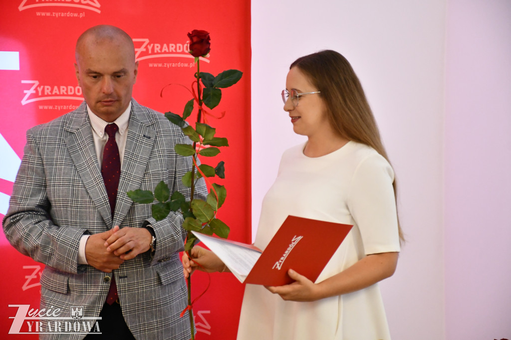 Dwunastu żyrardowskich nauczycieli z awansem