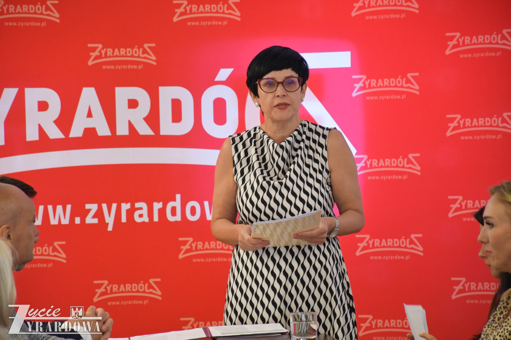 Dwunastu żyrardowskich nauczycieli z awansem
