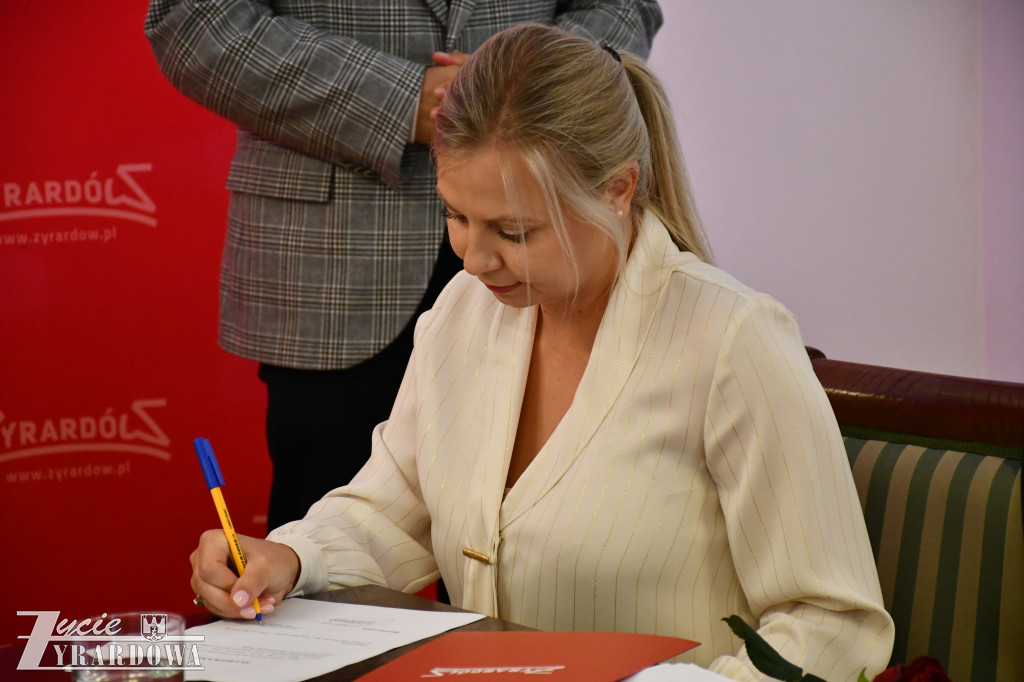 Dwunastu żyrardowskich nauczycieli z awansem