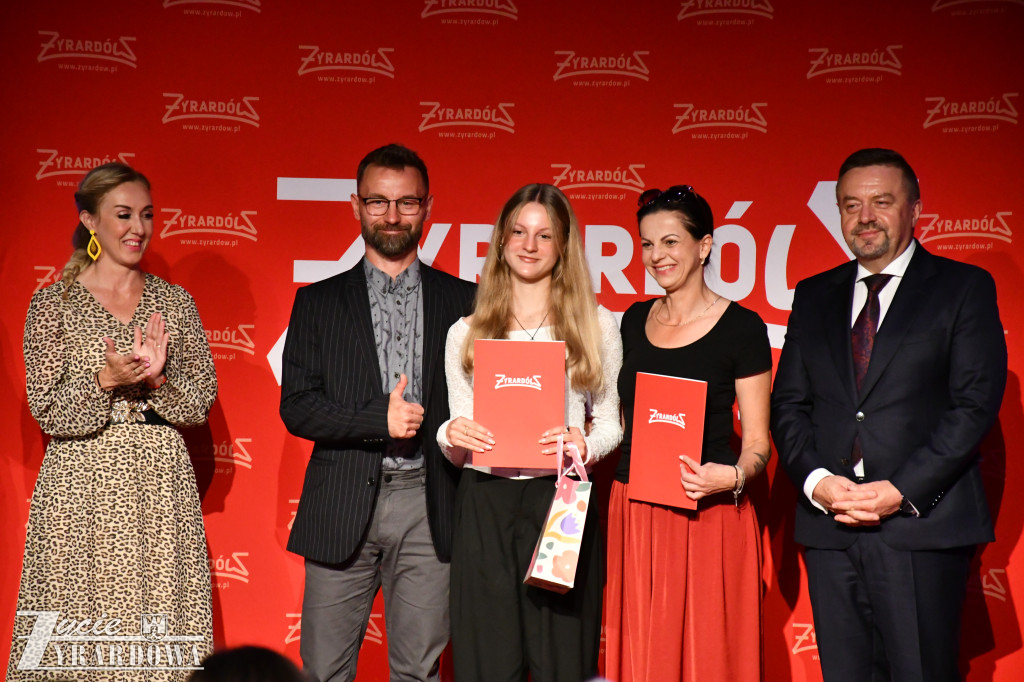 Najlepsi absolwenci żyrardowskich szkół