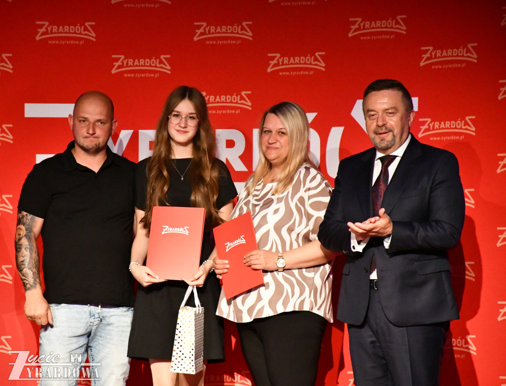 Najlepsi absolwenci żyrardowskich szkół