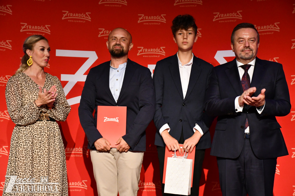 Najlepsi absolwenci żyrardowskich szkół
