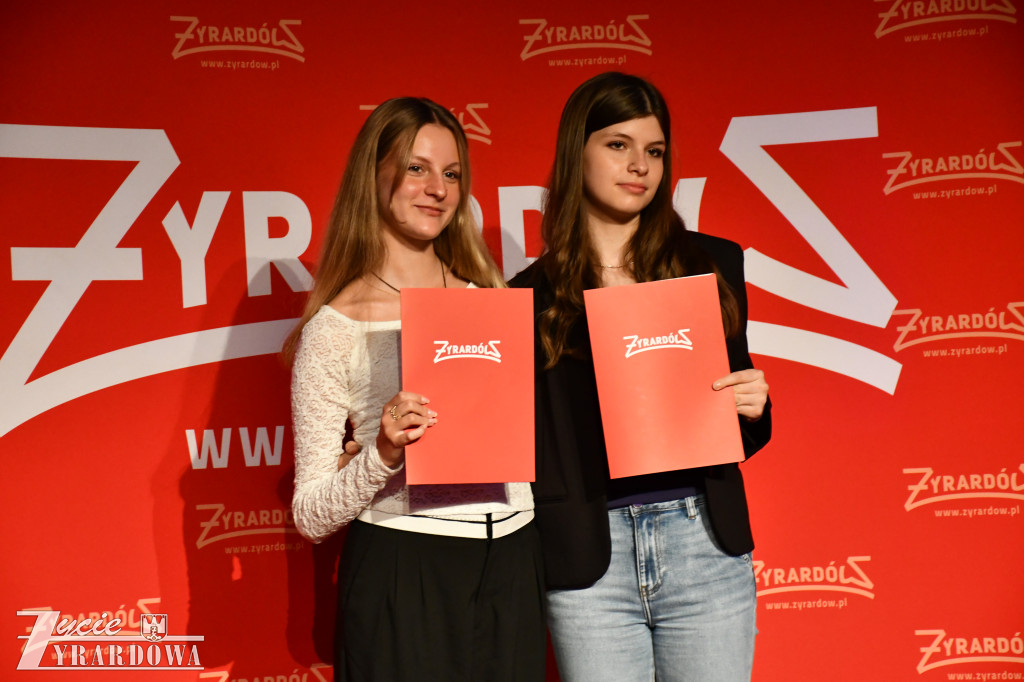 Najlepsi absolwenci żyrardowskich szkół