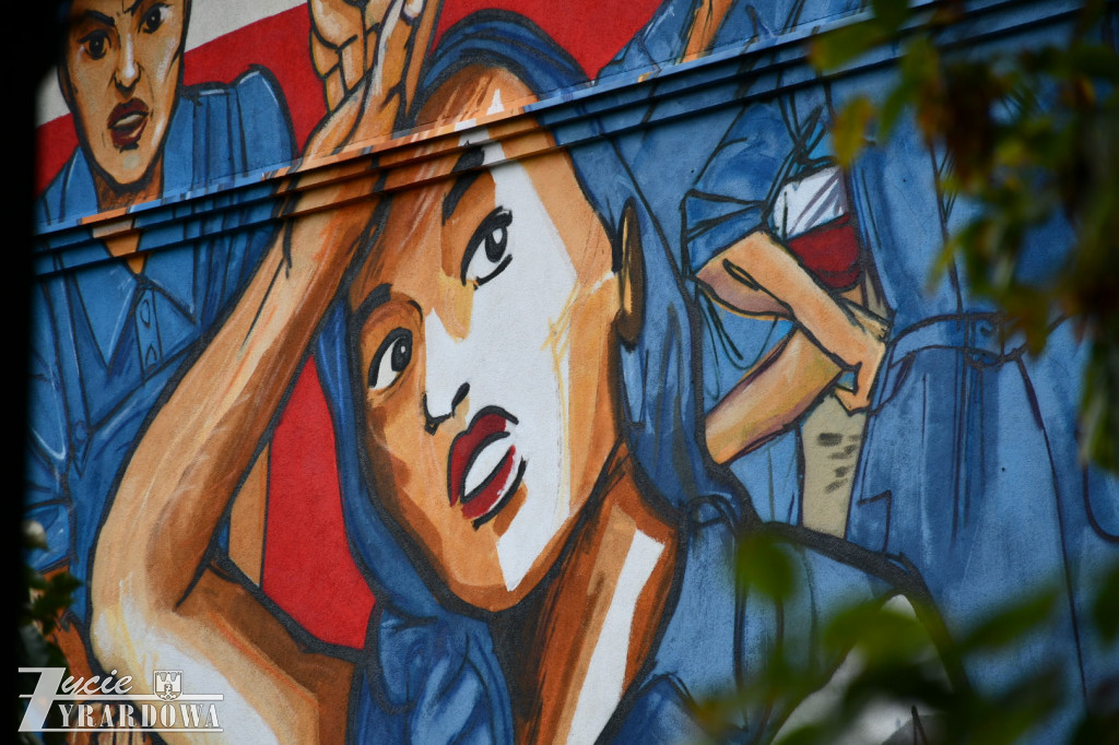 Mural Solidarności w nowym miejscu
