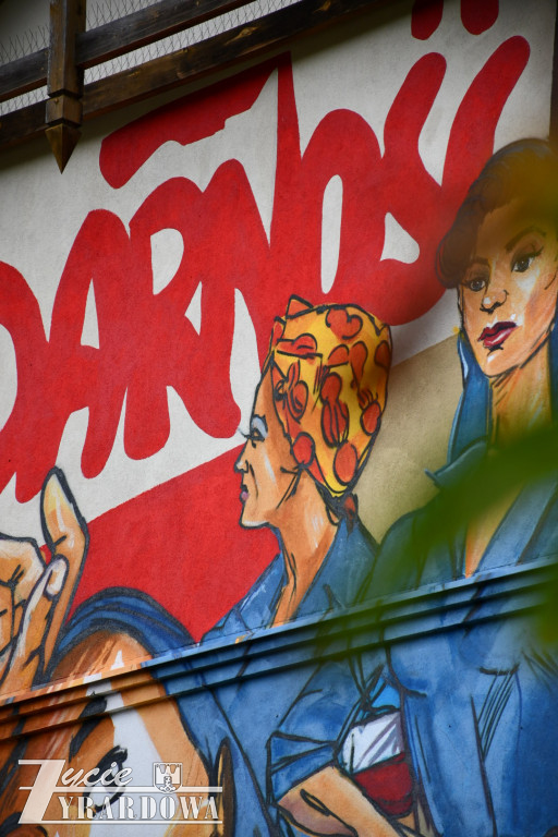 Mural Solidarności w nowym miejscu
