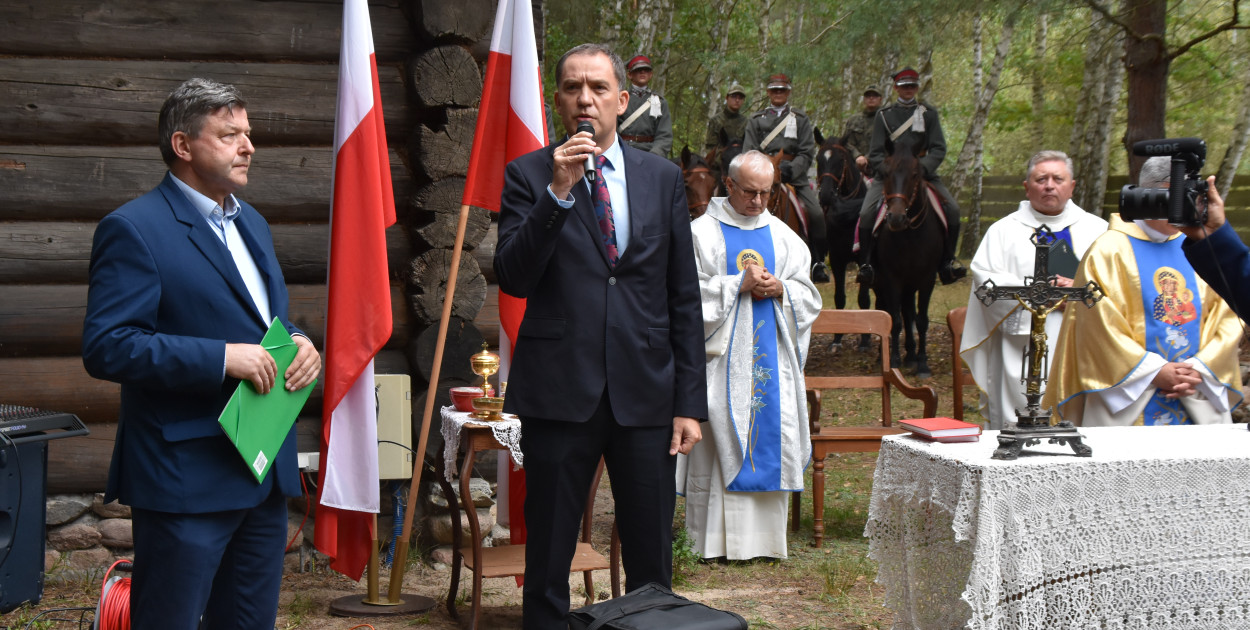 Krzyż Męczenników i hołd ofiarom sowieckiego reżimu