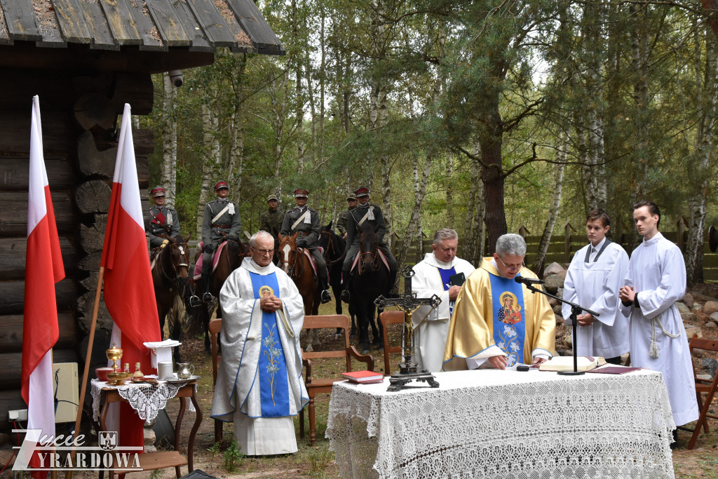 Krzyż Męczenników i hołd ofiarom sowieckiego reżimu