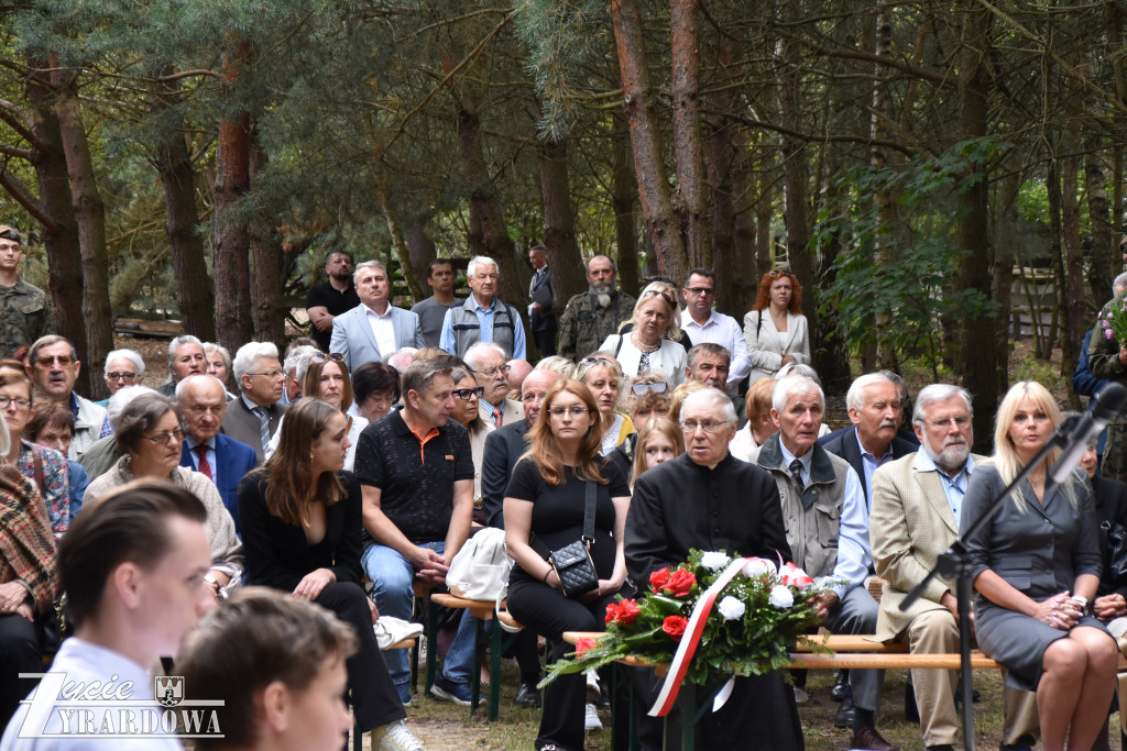 Krzyż Męczenników i hołd ofiarom sowieckiego reżimu